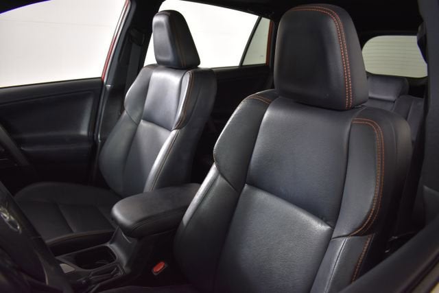 2017 Toyota RAV4 SE