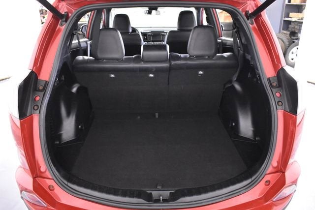 2017 Toyota RAV4 SE