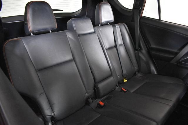 2017 Toyota RAV4 SE