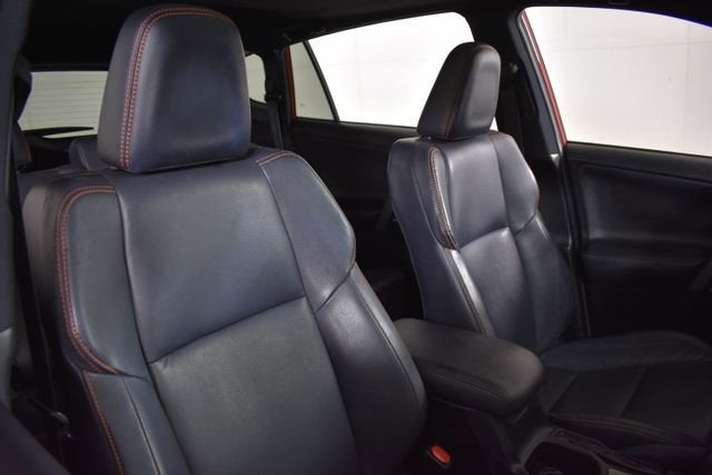 2017 Toyota RAV4 SE