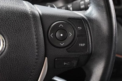 2017 Toyota RAV4 SE