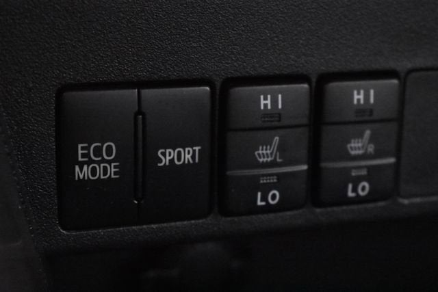 2017 Toyota RAV4 SE