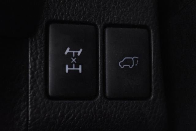 2017 Toyota RAV4 SE