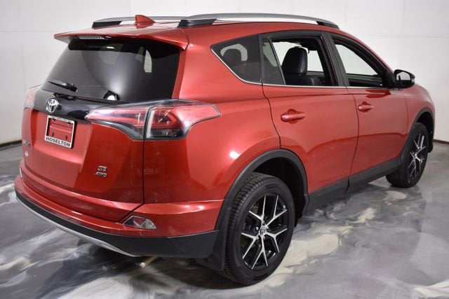 2017 Toyota RAV4 SE
