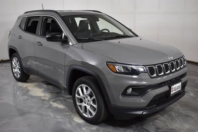 2023 Jeep Compass Latitude Lux