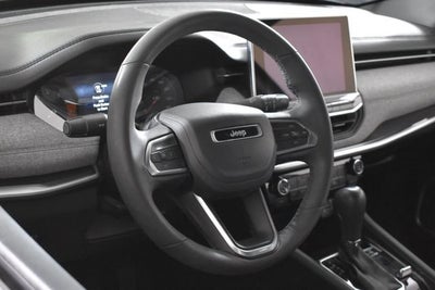 2023 Jeep Compass Latitude Lux