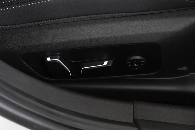 2024 BMW 3 Series 330i xDrive