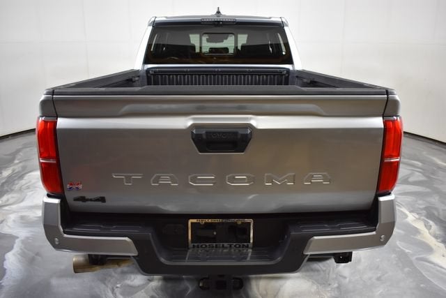 2024 Toyota Tacoma 4WD SR5