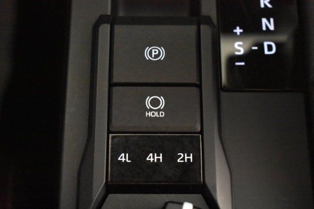 2024 Toyota Tacoma 4WD SR5