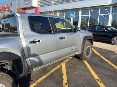 2025 Toyota Tacoma 4WD SR