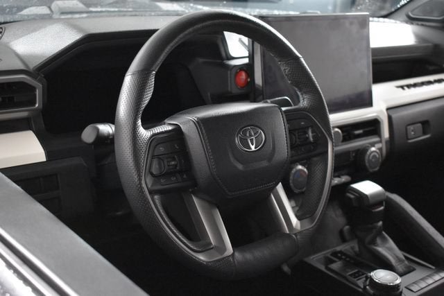 2024 Toyota Tacoma 4WD SR5