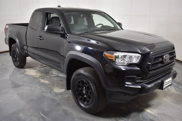 2022 Toyota Tacoma 4WD SR