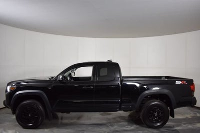 2022 Toyota Tacoma 4WD SR