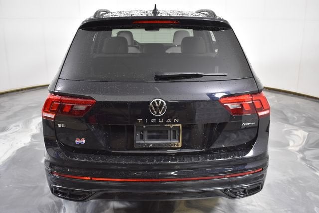 2024 Volkswagen Tiguan SE R-Line Black
