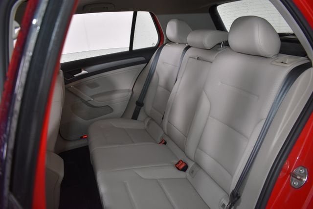 2018 Volkswagen Golf S
