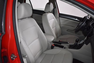 2018 Volkswagen Golf S