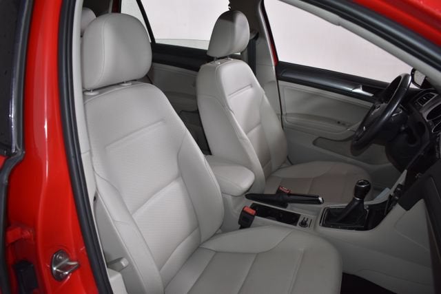 2018 Volkswagen Golf S