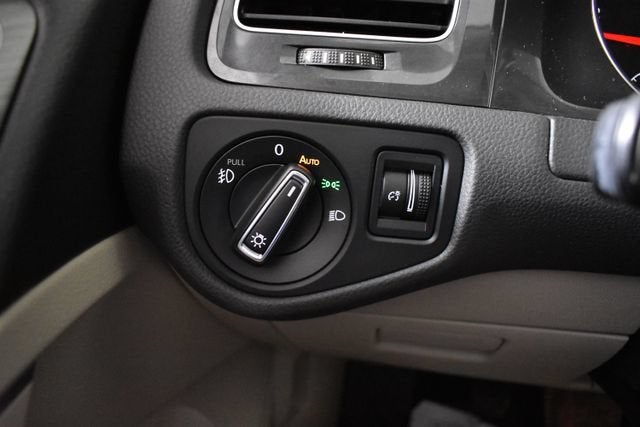 2018 Volkswagen Golf S