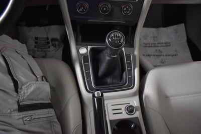 2018 Volkswagen Golf S