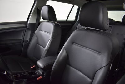 2015 Volkswagen Golf SportWagen TDI S