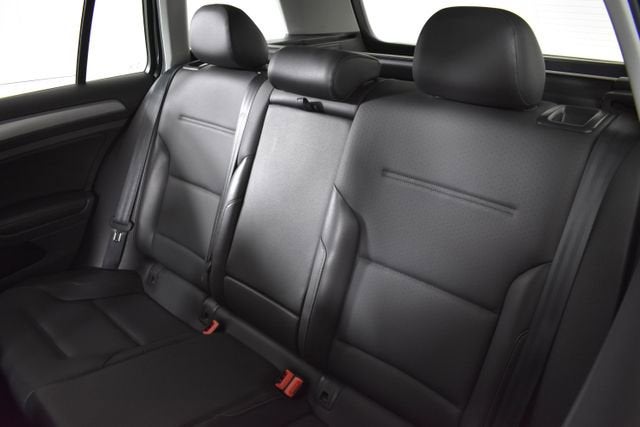 2015 Volkswagen Golf SportWagen TDI S