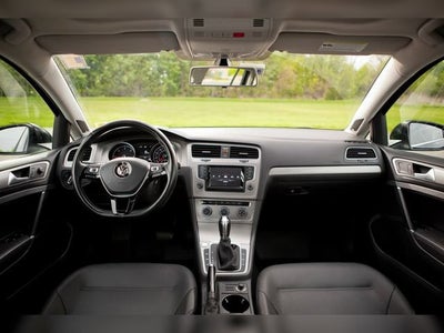 2015 Volkswagen Golf SportWagen TDI S