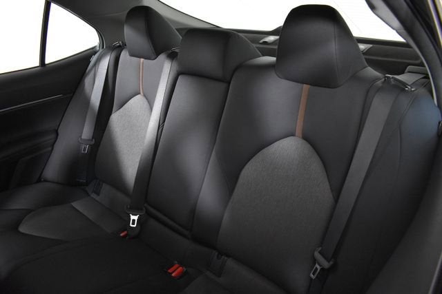 2018 Toyota Camry Hybrid LE