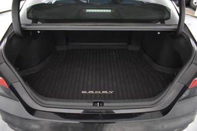 2018 Toyota Camry Hybrid LE