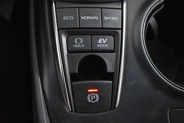 2018 Toyota Camry Hybrid LE