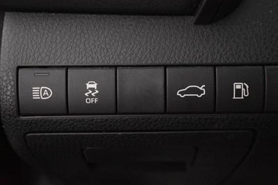 2018 Toyota Camry Hybrid LE