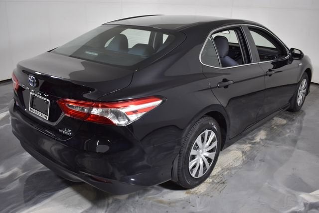 2018 Toyota Camry Hybrid LE