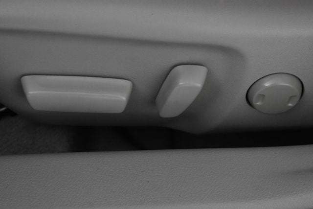 2016 Toyota Camry XLE