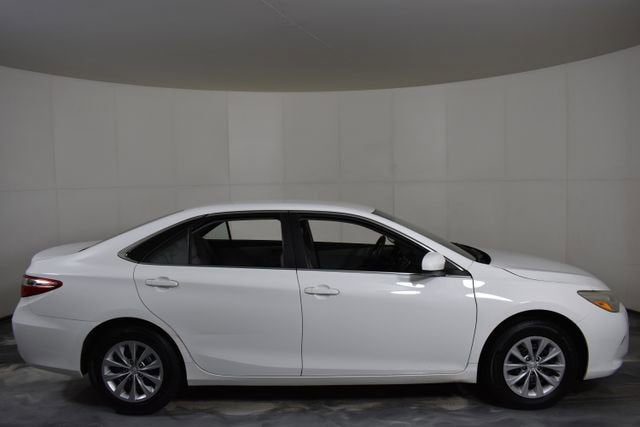 2016 Toyota Camry XLE