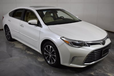 2017 Toyota Avalon XLE