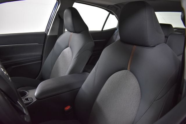 2020 Toyota Camry Hybrid LE