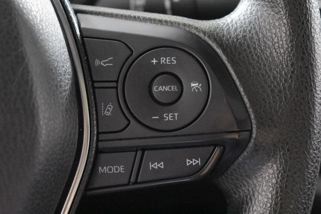 2020 Toyota Camry Hybrid LE