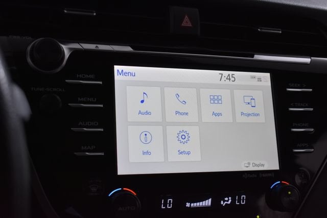 2020 Toyota Camry Hybrid LE