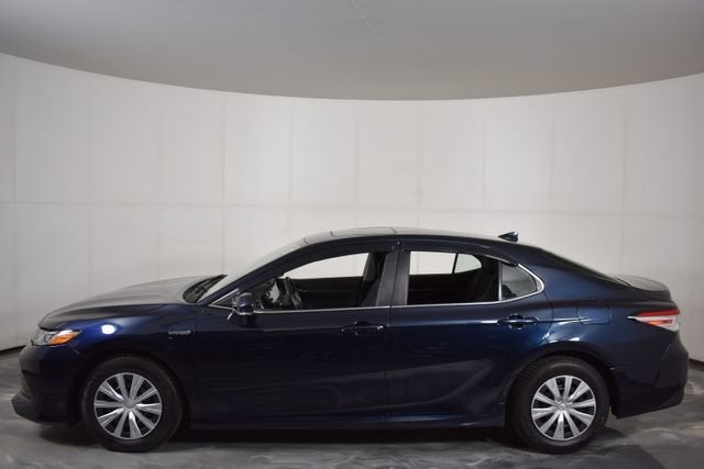 2020 Toyota Camry Hybrid LE
