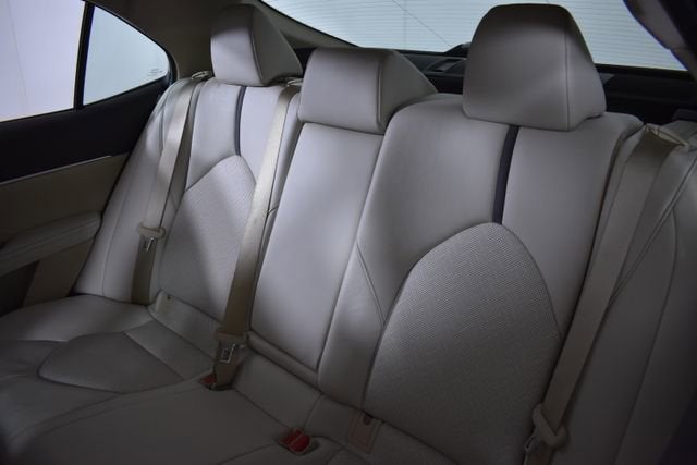 2021 Toyota Camry Hybrid XLE