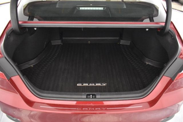 2021 Toyota Camry Hybrid XLE