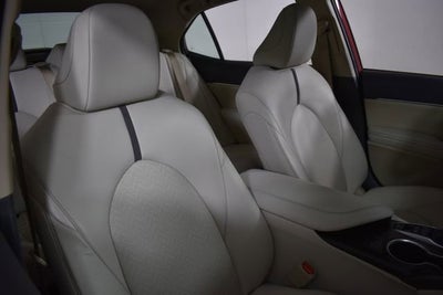 2021 Toyota Camry Hybrid XLE