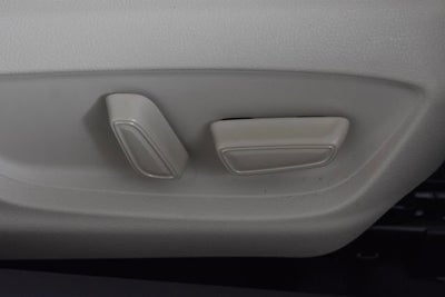 2021 Toyota Camry Hybrid XLE