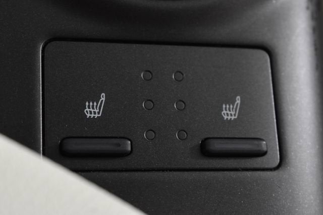 2021 Toyota Camry Hybrid XLE