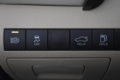 2021 Toyota Camry Hybrid XLE