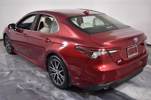 2021 Toyota Camry Hybrid XLE
