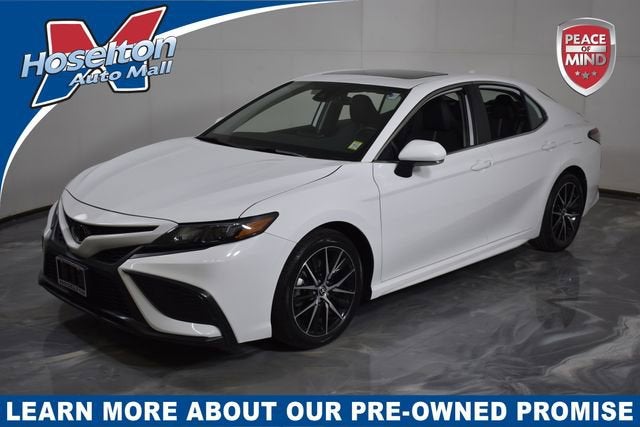 2023 Toyota Camry SE