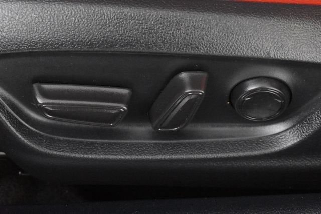 2023 Toyota Camry Hybrid XSE