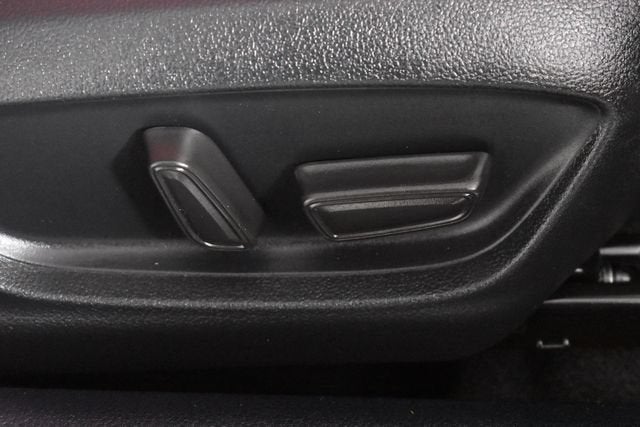 2023 Toyota Camry Hybrid XSE