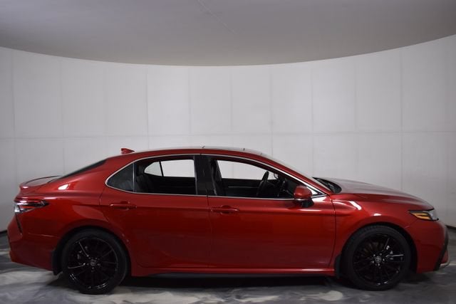 2024 Toyota Camry Hybrid XSE