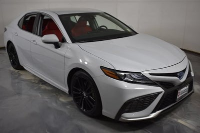 2024 Toyota Camry Hybrid XSE